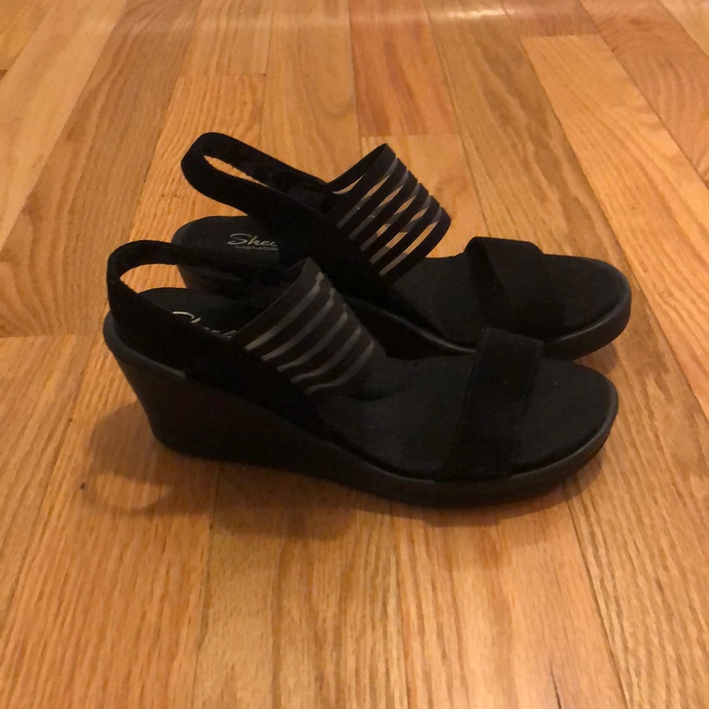 Skechers sandals wedges size 8